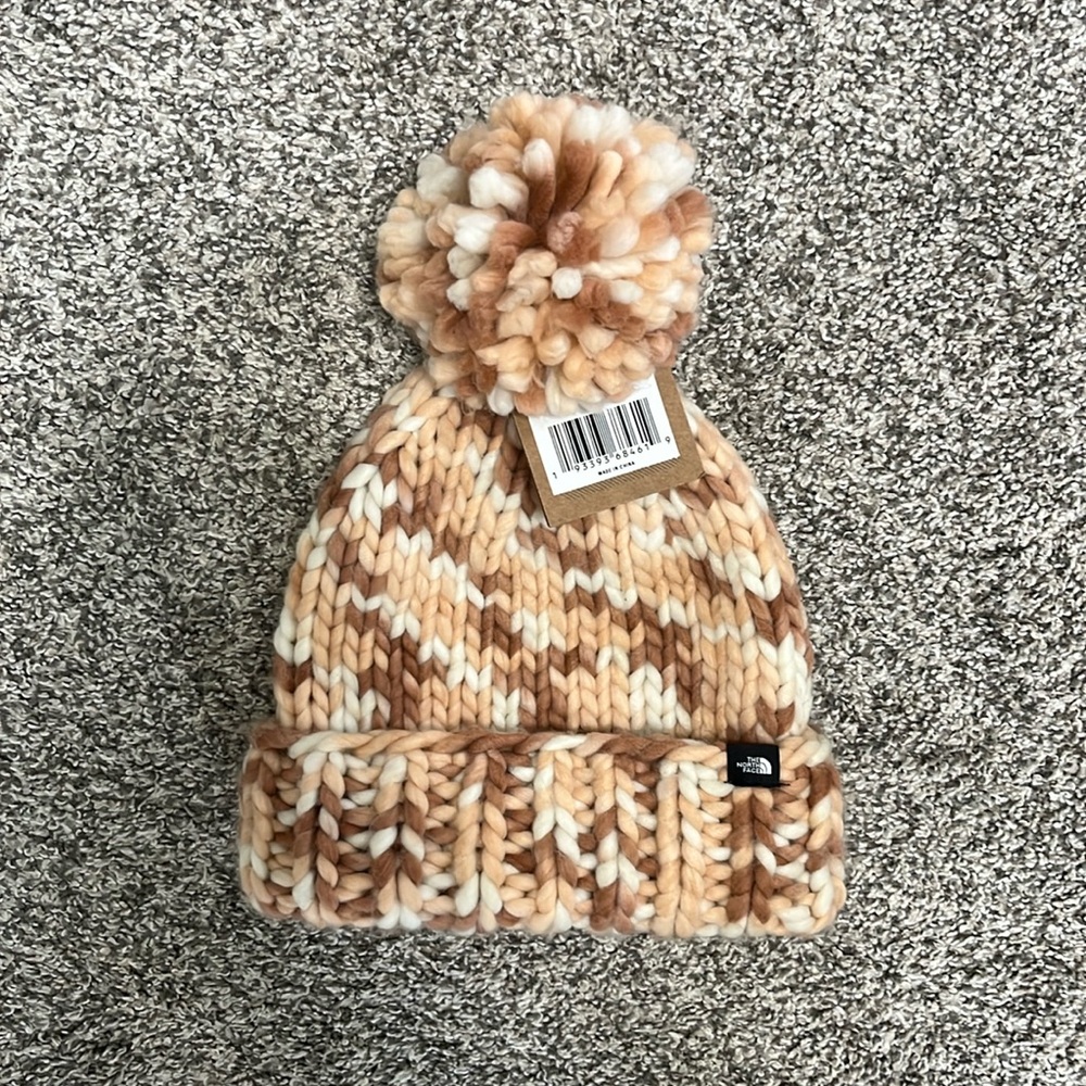 NWT NORTH FACE WINTER BEANIE